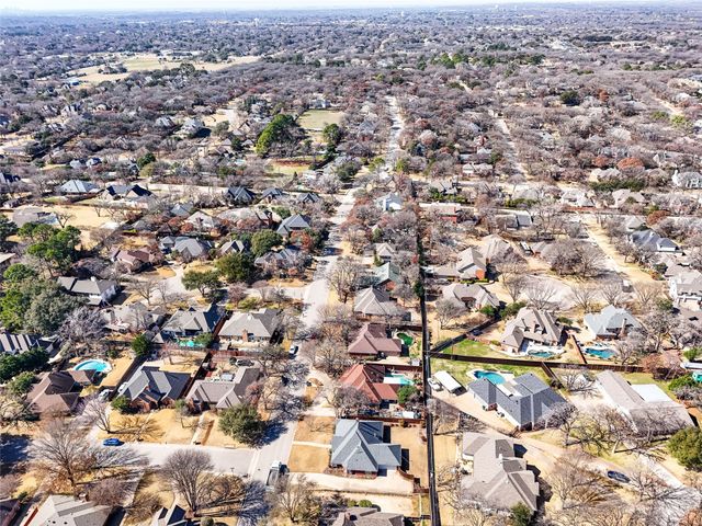 2942 Woodland Hills Drive, Grapevine, TX 76051