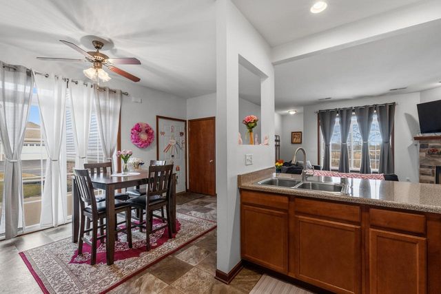 W197N17086 Stonewall DRIVE, Jackson, WI 53037