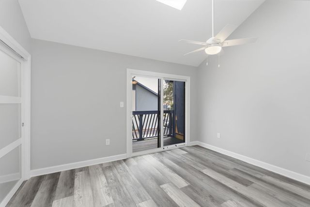 504 30th Ave N Apt 3, Myrtle Beach, SC 29577