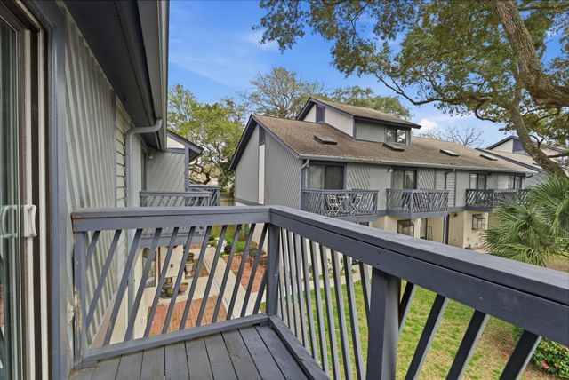 504 30th Ave N Apt 3, Myrtle Beach, SC 29577