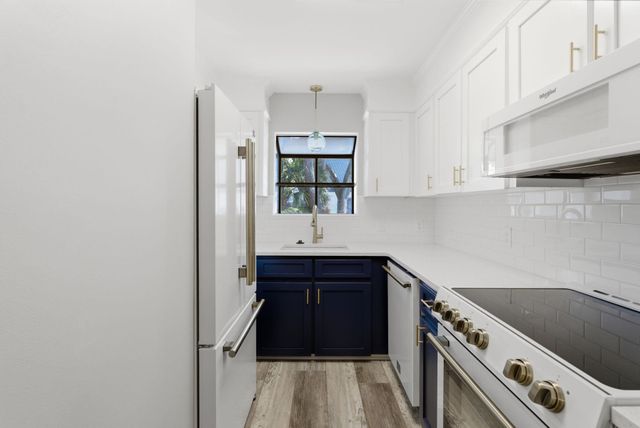 504 30th Ave N Apt 3, Myrtle Beach, SC 29577