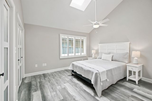 504 30th Ave N Apt 3, Myrtle Beach, SC 29577