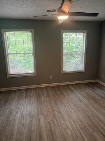 6341 Wedgeview Drive, Tucker, GA 30084