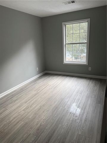 6341 Wedgeview Drive, Tucker, GA 30084