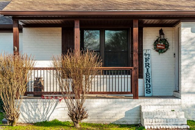 170 Upper Station Camp Crk Rd, Gallatin, TN 37066