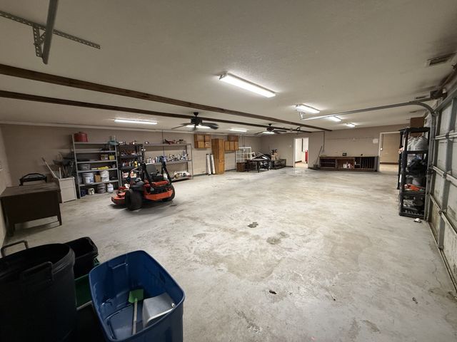 170 Upper Station Camp Crk Rd, Gallatin, TN 37066