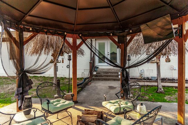 170 Upper Station Camp Crk Rd, Gallatin, TN 37066