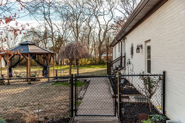 170 Upper Station Camp Crk Rd, Gallatin, TN 37066