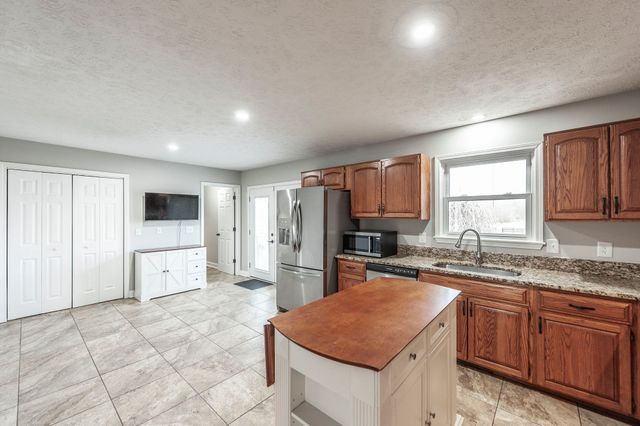 170 Upper Station Camp Crk Rd, Gallatin, TN 37066