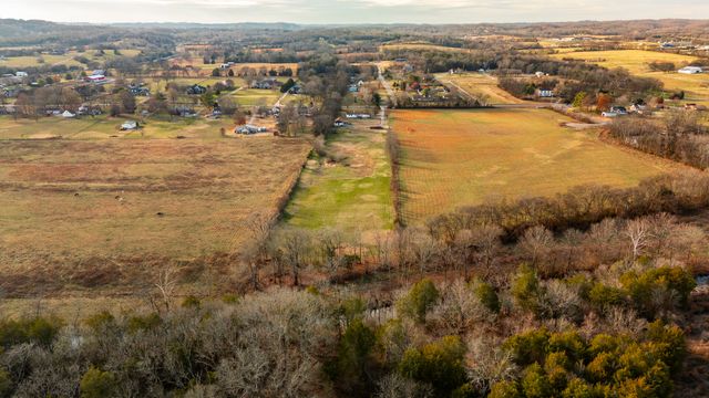 170 Upper Station Camp Crk Rd, Gallatin, TN 37066