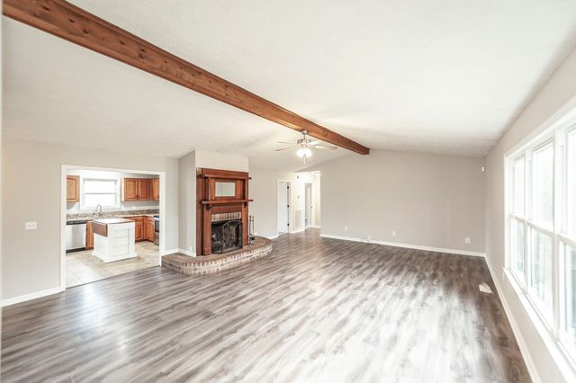 170 Upper Station Camp Crk Rd, Gallatin, TN 37066