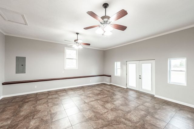 170 Upper Station Camp Crk Rd, Gallatin, TN 37066