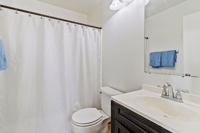 9829 Estacio Ave, Delhi, CA 95315