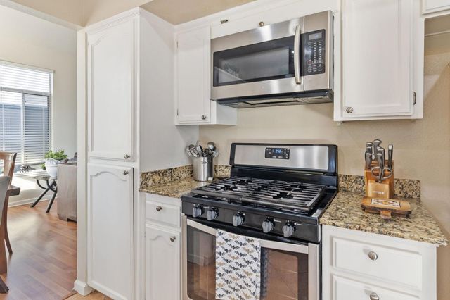 9829 Estacio Ave, Delhi, CA 95315