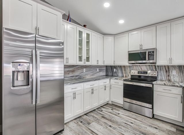 8075 Duomo Circle, Boynton Beach, FL 33472