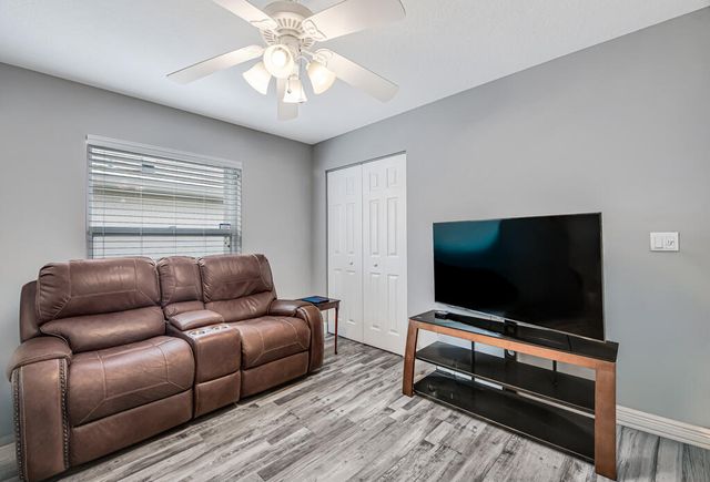 8075 Duomo Circle, Boynton Beach, FL 33472