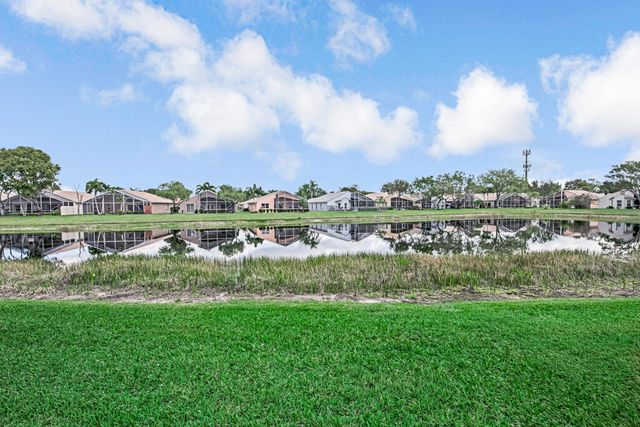 8075 Duomo Circle, Boynton Beach, FL 33472
