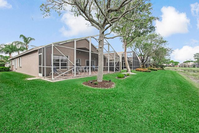 8075 Duomo Circle, Boynton Beach, FL 33472