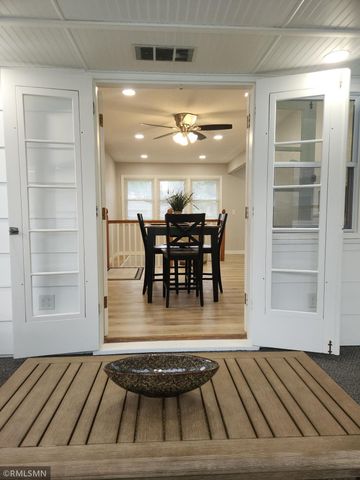 500 Bennett Drive NE, Fridley, MN 55432