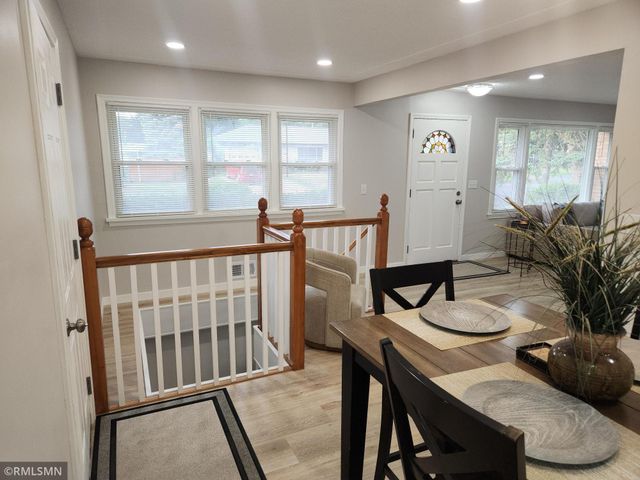 500 Bennett Drive NE, Fridley, MN 55432