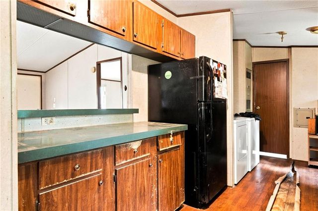 1310 Davis Road W, Fairmount, GA 30139
