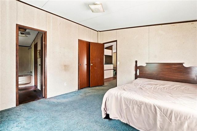 1310 Davis Road W, Fairmount, GA 30139