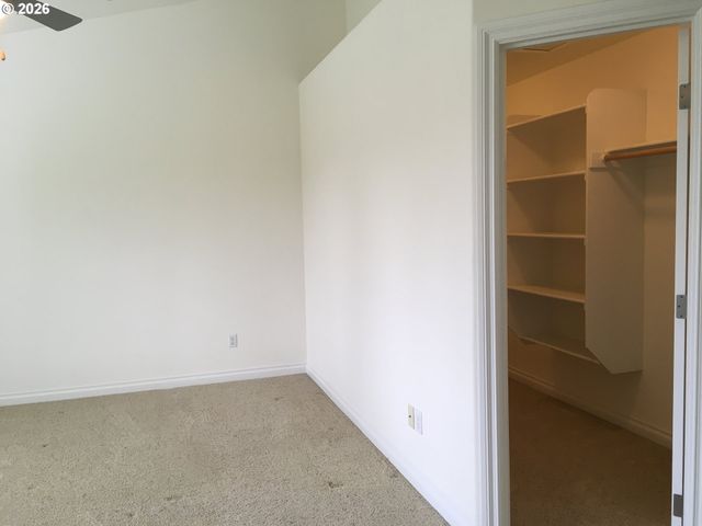 8615 Ne 33RD St, Vancouver, WA 98662