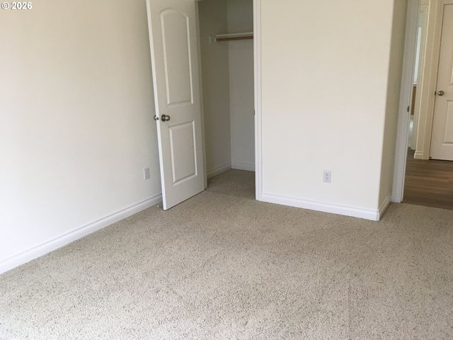 8615 Ne 33RD St, Vancouver, WA 98662