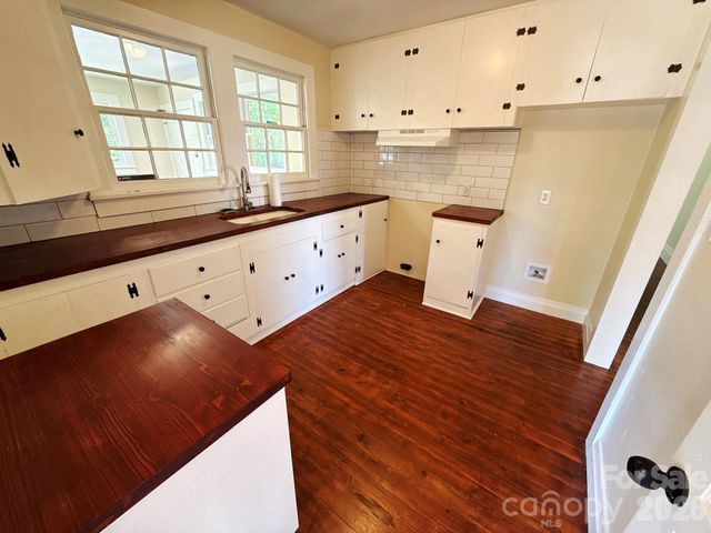 3322 Salisbury Highway, Cleveland, NC 27013