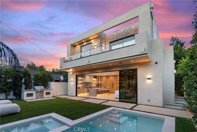 4329 Farmdale Avenue, Studio City, CA 91604