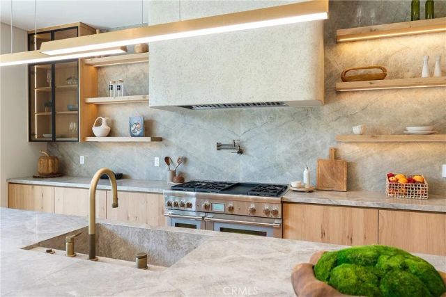 4329 Farmdale Avenue, Studio City, CA 91604
