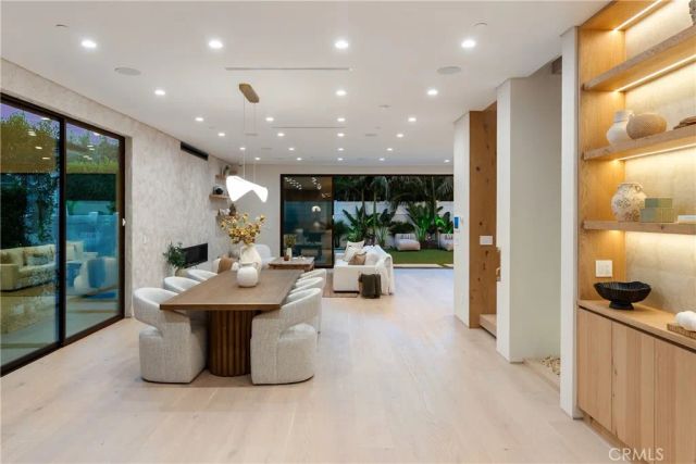 4329 Farmdale Avenue, Studio City, CA 91604