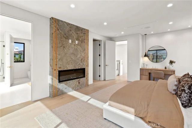 4329 Farmdale Avenue, Studio City, CA 91604