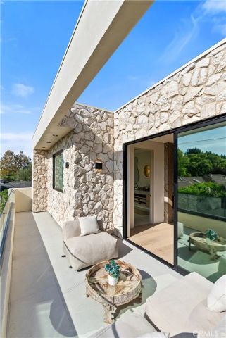 4329 Farmdale Avenue, Studio City, CA 91604