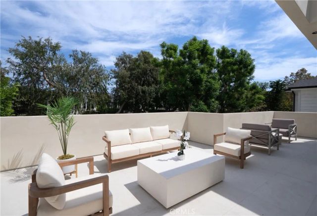 4329 Farmdale Avenue, Studio City, CA 91604