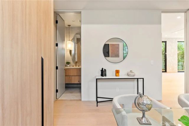 4329 Farmdale Avenue, Studio City, CA 91604