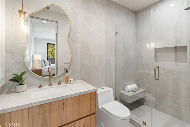 4329 Farmdale Avenue, Studio City, CA 91604