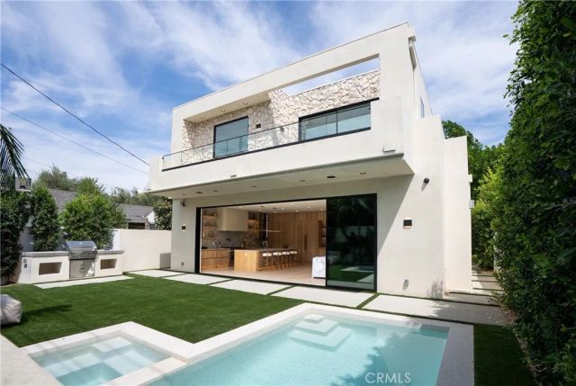 4329 Farmdale Avenue, Studio City, CA 91604
