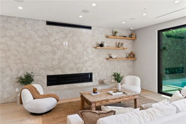 4329 Farmdale Avenue, Studio City, CA 91604