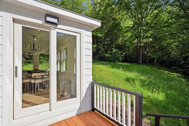 315 Lake Dr, Hamilton, MA 01982