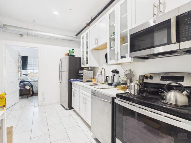 1010 W 26th ST 611, Austin, TX 78705