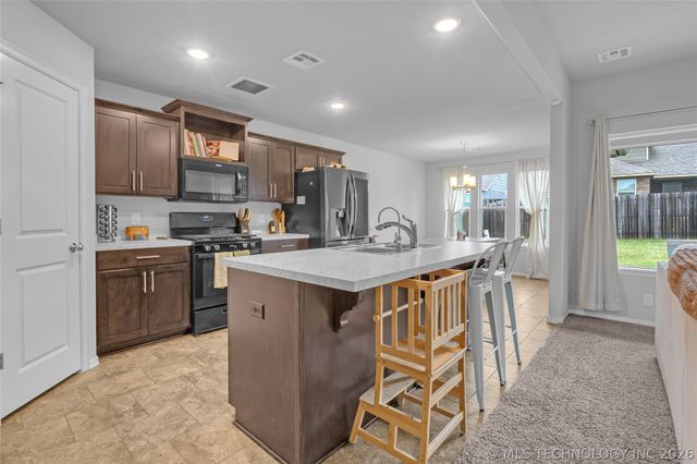 7316 S Joshua Avenue, Broken Arrow, OK 74011