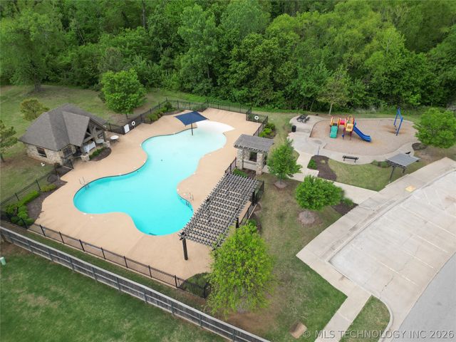 7316 S Joshua Avenue, Broken Arrow, OK 74011