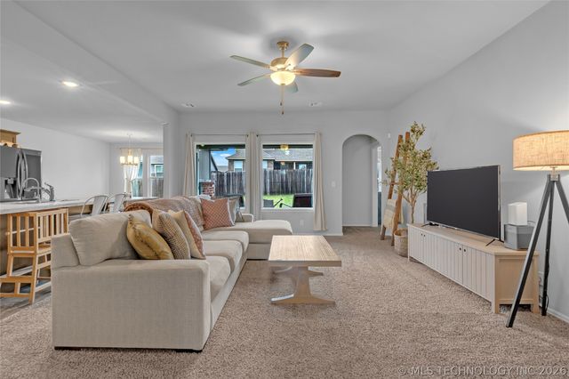 7316 S Joshua Avenue, Broken Arrow, OK 74011