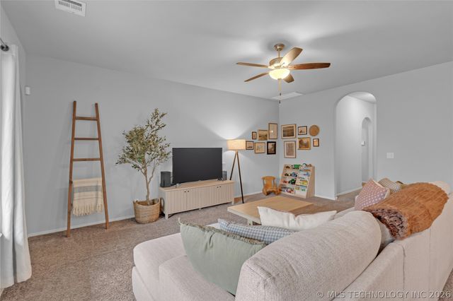 7316 S Joshua Avenue, Broken Arrow, OK 74011