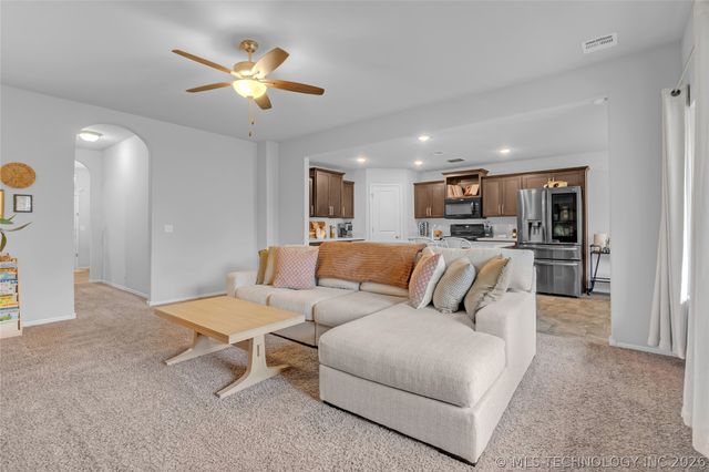 7316 S Joshua Avenue, Broken Arrow, OK 74011