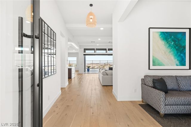 508 Vista Sunset Avenue, Las Vegas, NV 89138