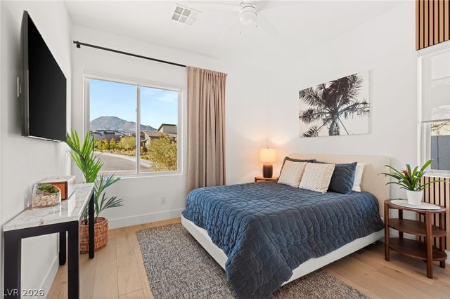 508 Vista Sunset Avenue, Las Vegas, NV 89138