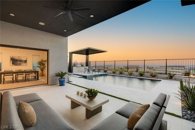 508 Vista Sunset Avenue, Las Vegas, NV 89138