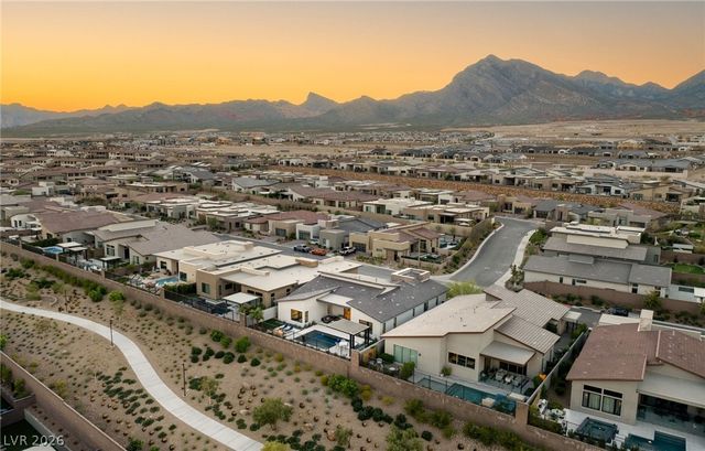 508 Vista Sunset Avenue, Las Vegas, NV 89138